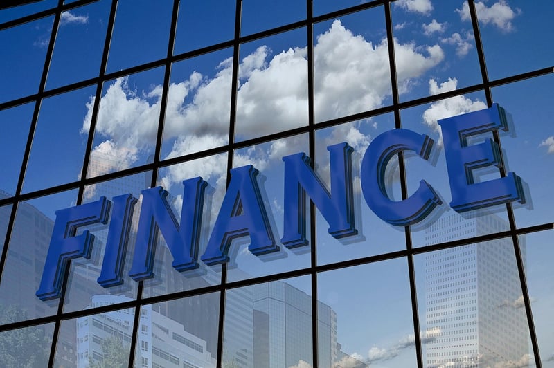 Investment Banker
